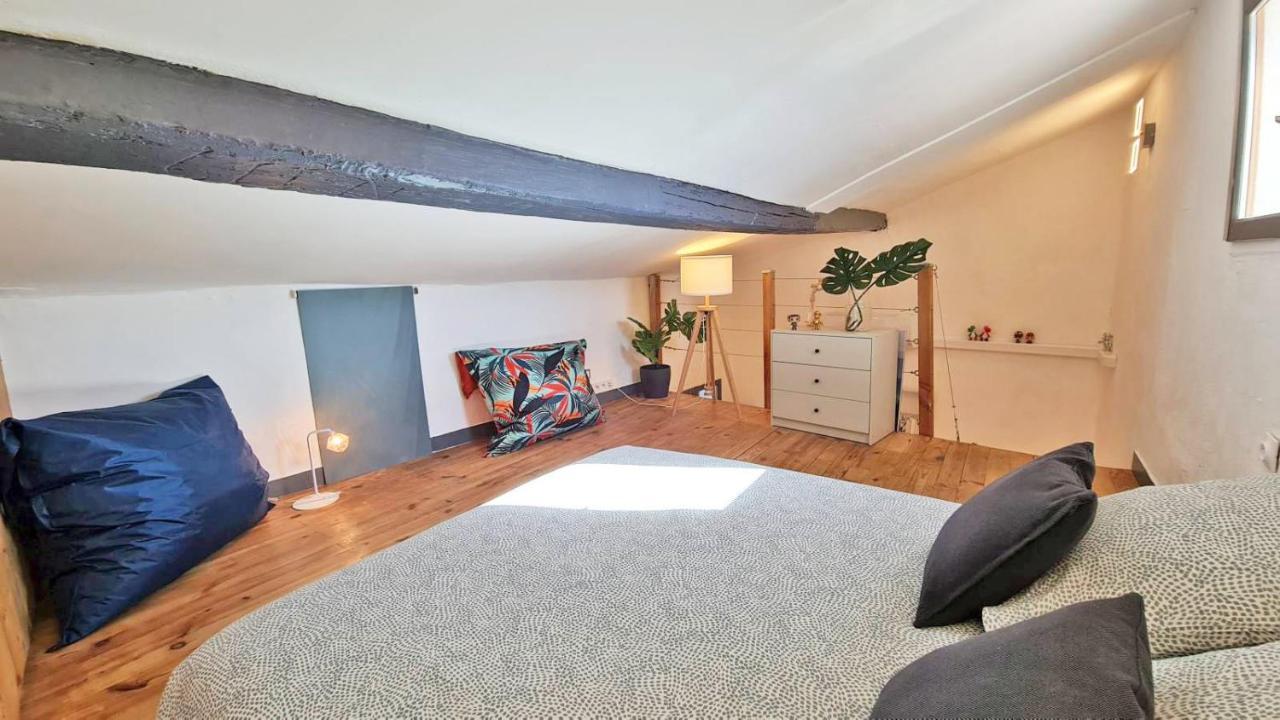 Gregbnb - T2 Climatise Mezzanine - Atypique - Centre Ancien Toulon Bagian luar foto